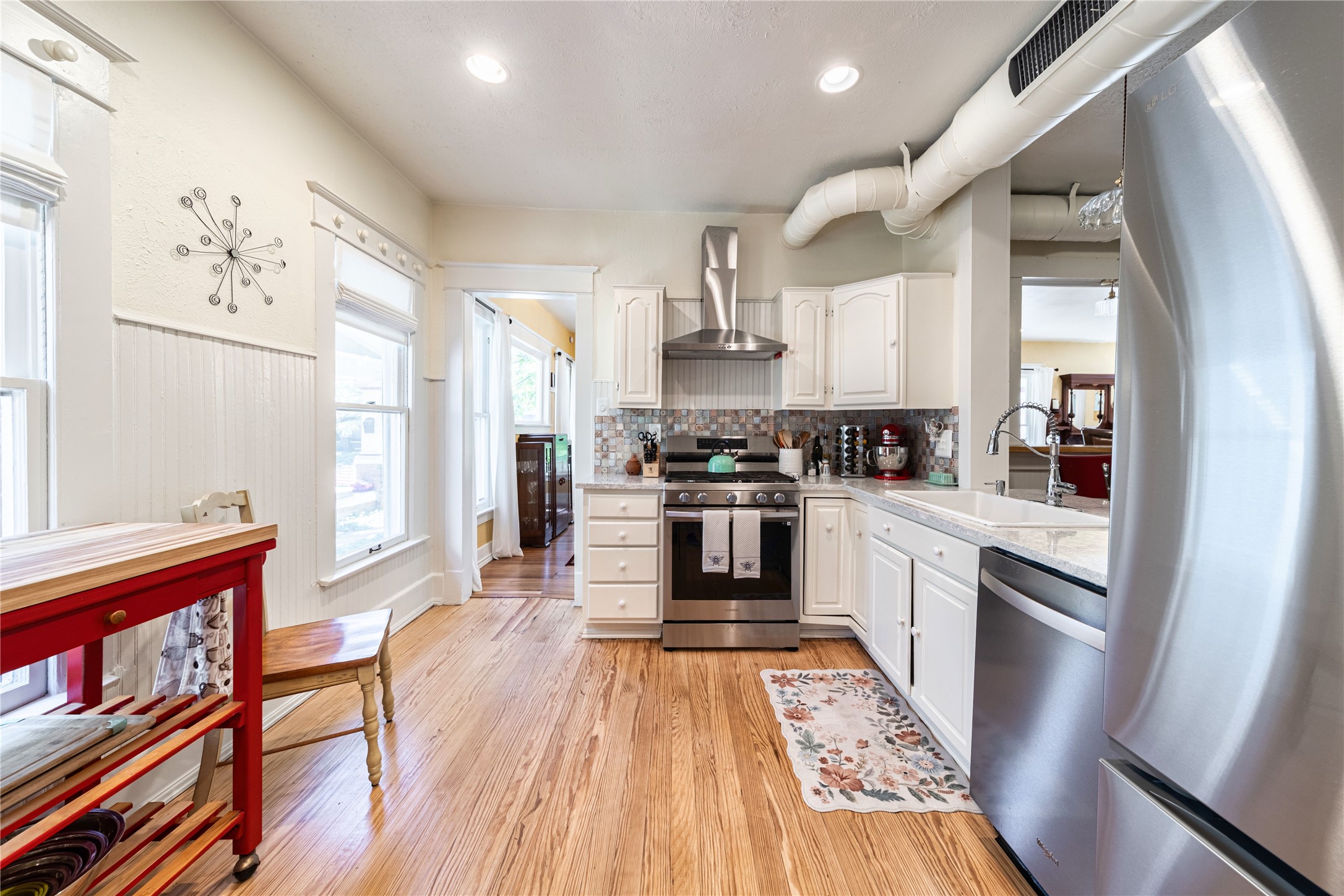 215 S Montclair Avenue