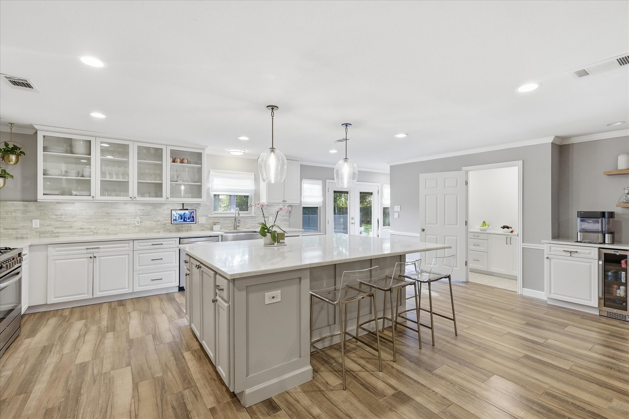 5812 Quality Hill Road