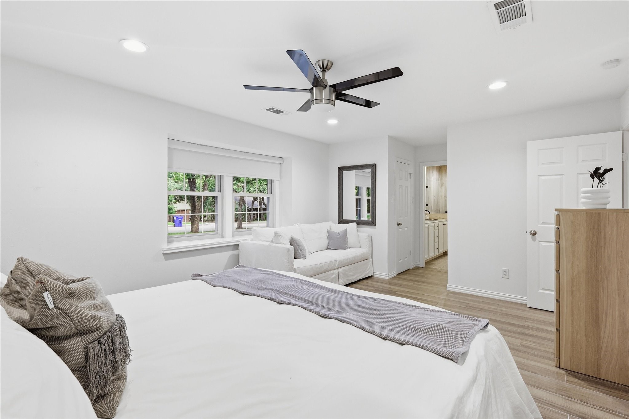 5812 Quality Hill Road
