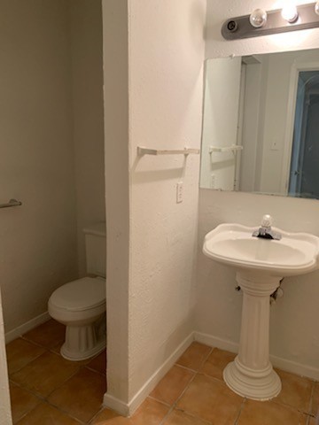 5055 Ridglea Lane 1103