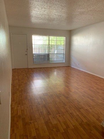 5055 Ridglea Lane 1103