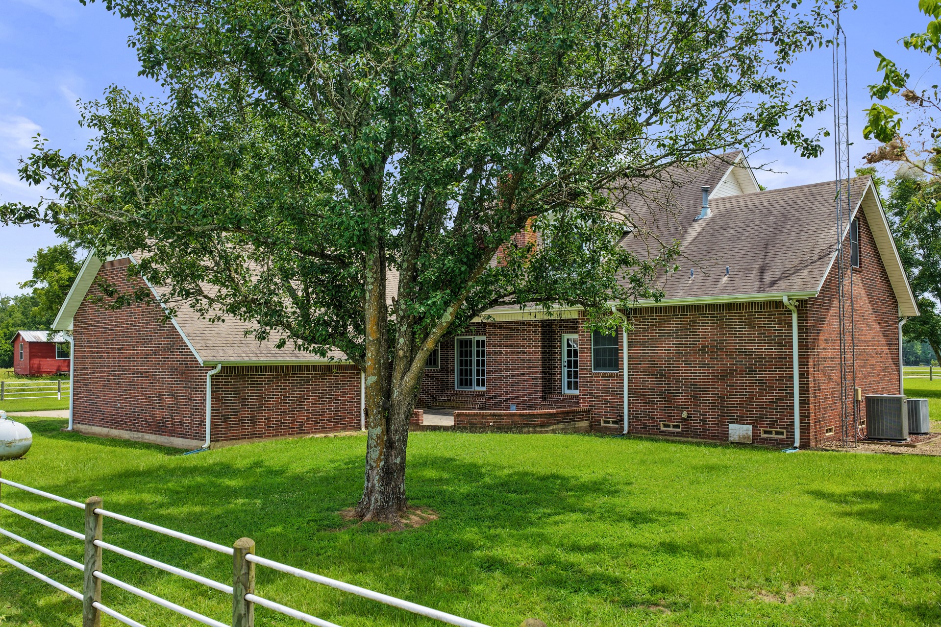2100 County Rd 3150