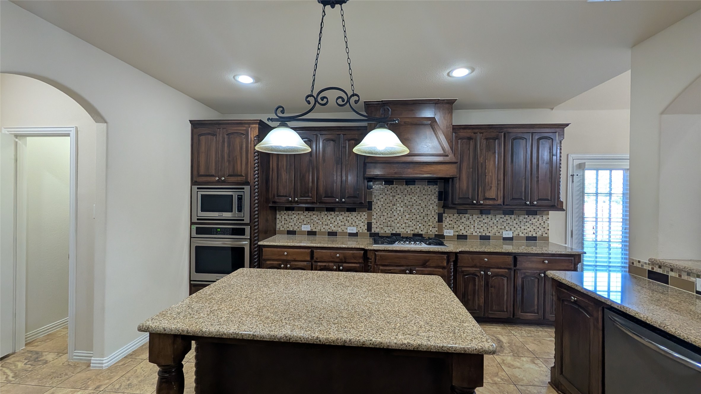 12461 Bridgeport Drive