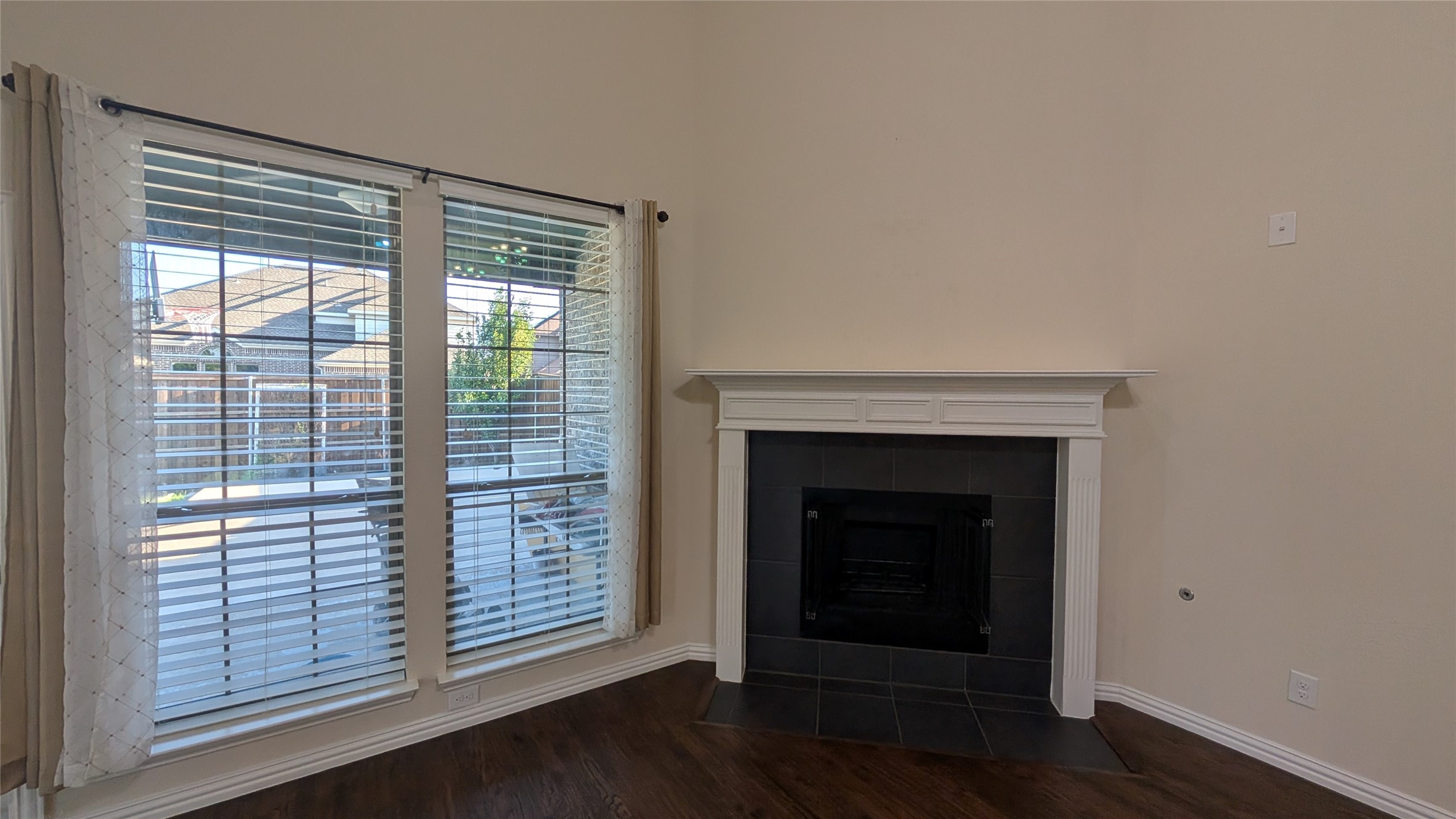 12461 Bridgeport Drive