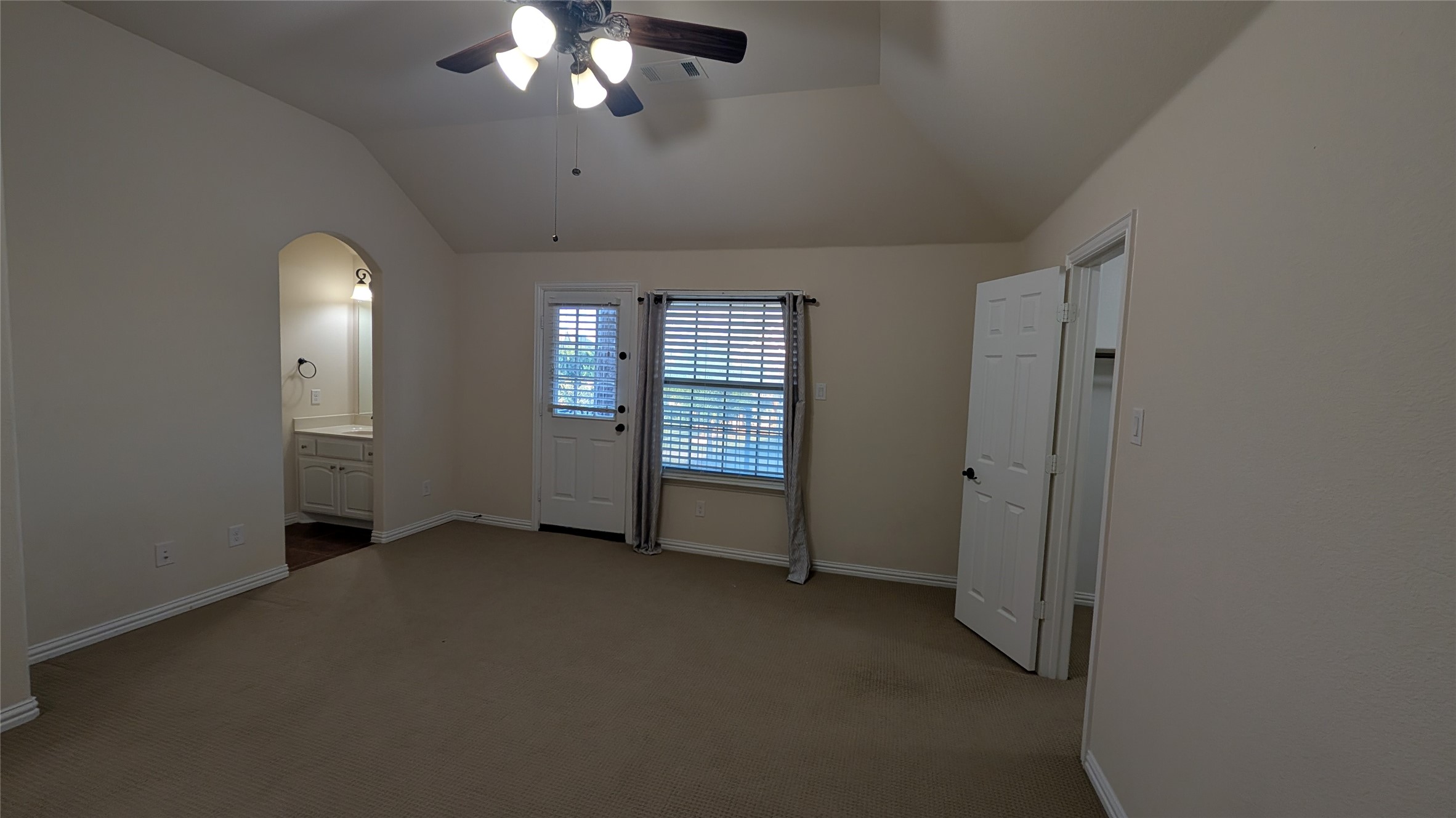 12461 Bridgeport Drive
