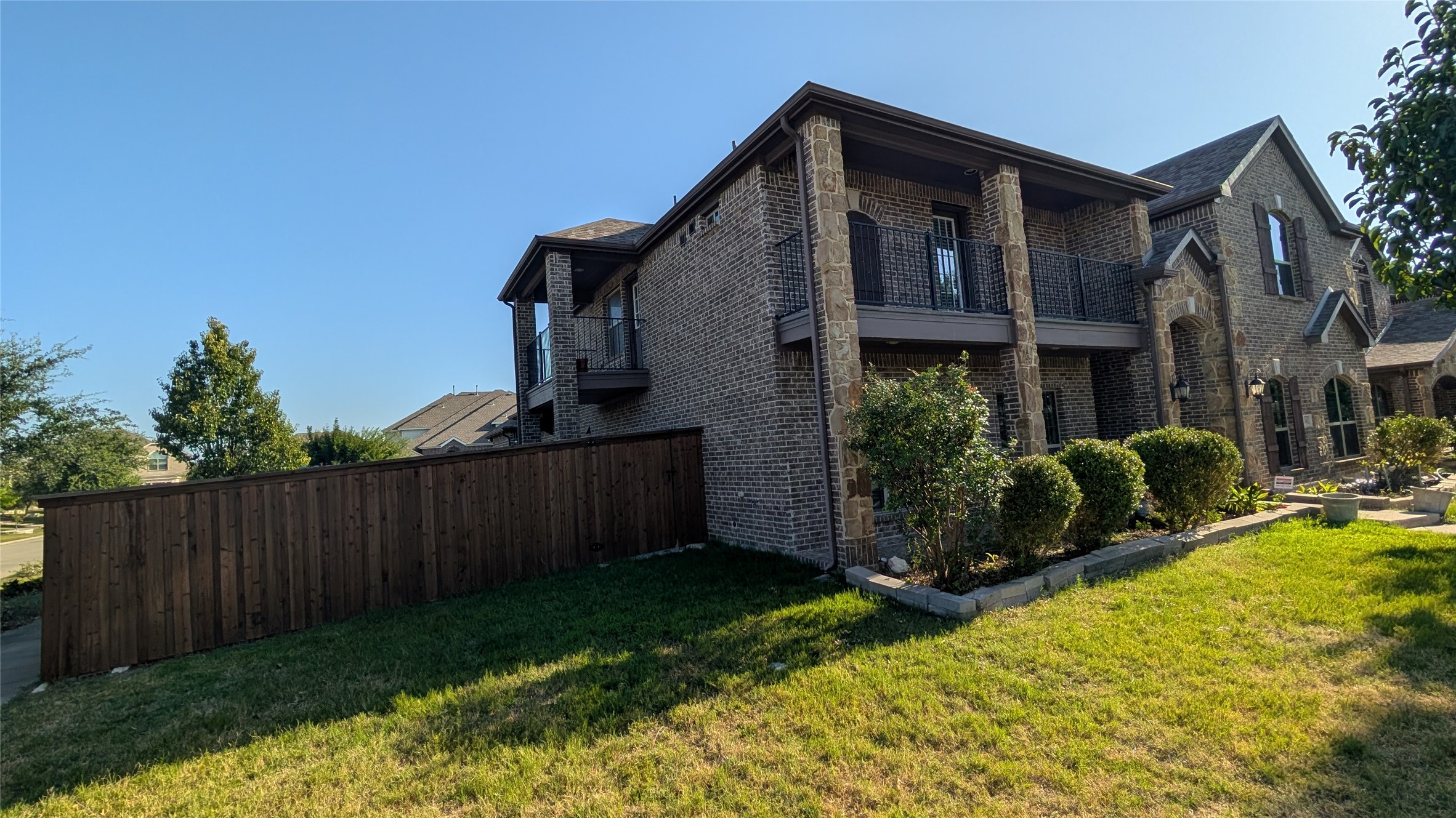 12461 Bridgeport Drive