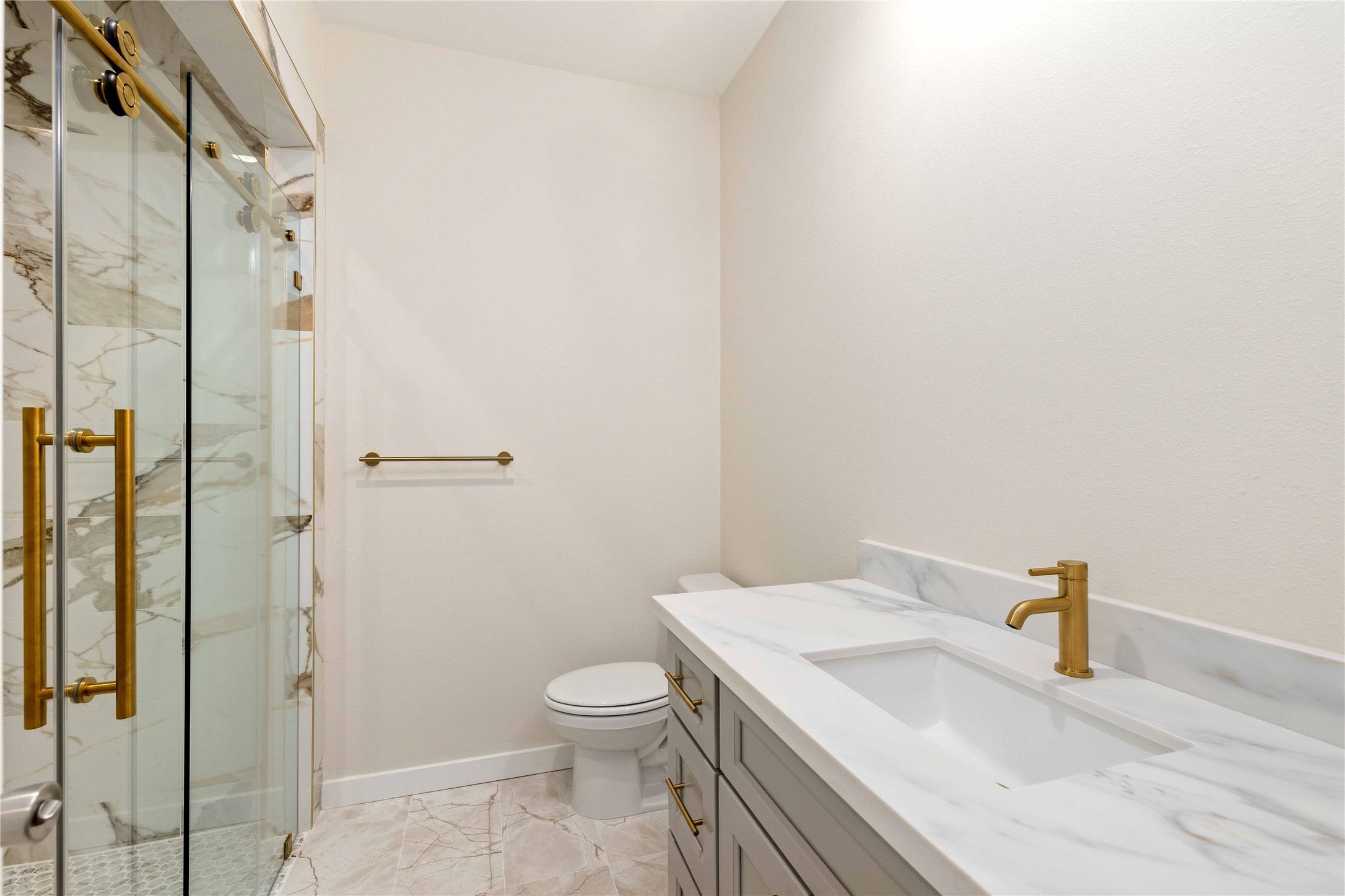 1613 1/2 2nd Street