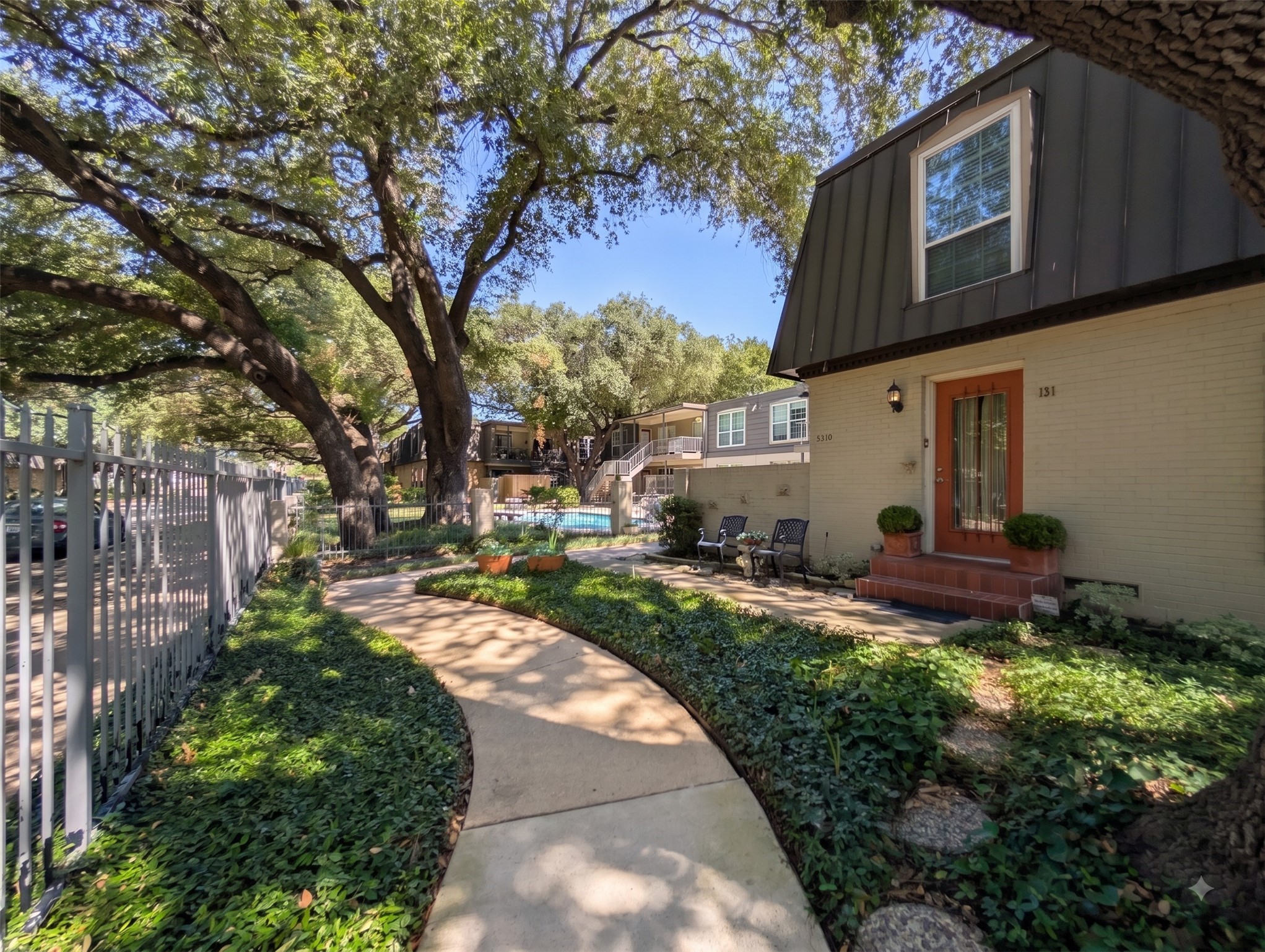 5234 Fleetwood Oaks Avenue 119