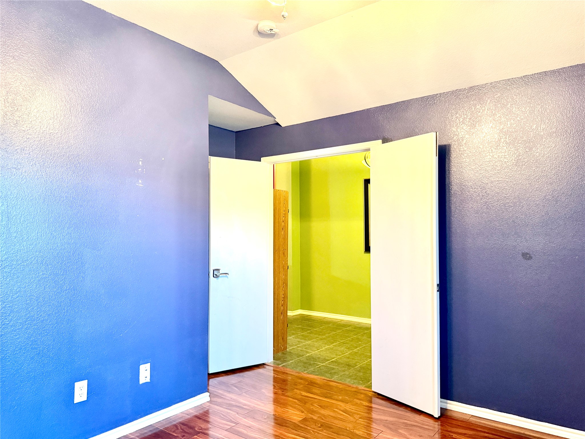 193 Rolling Court