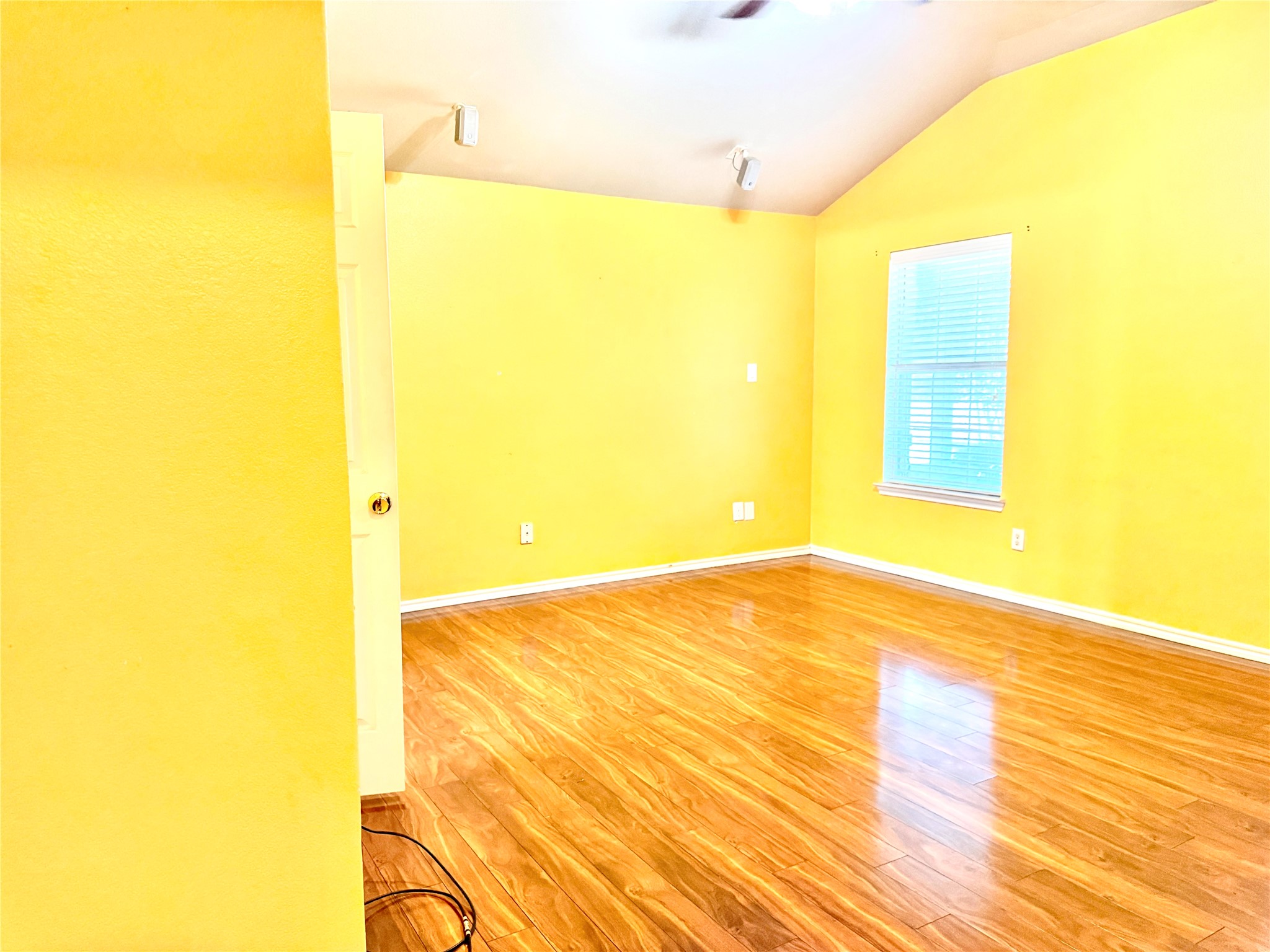 193 Rolling Court