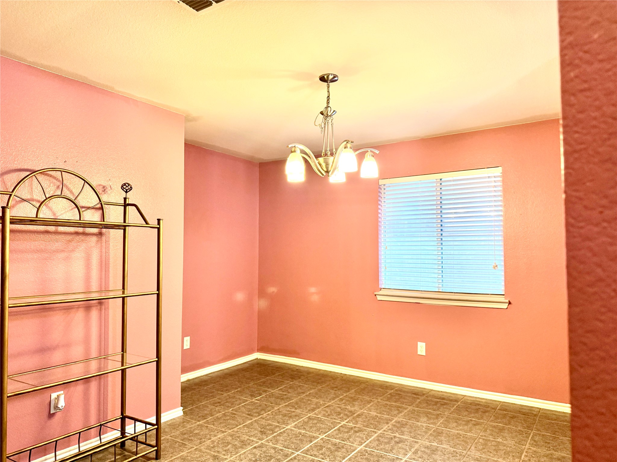 193 Rolling Court