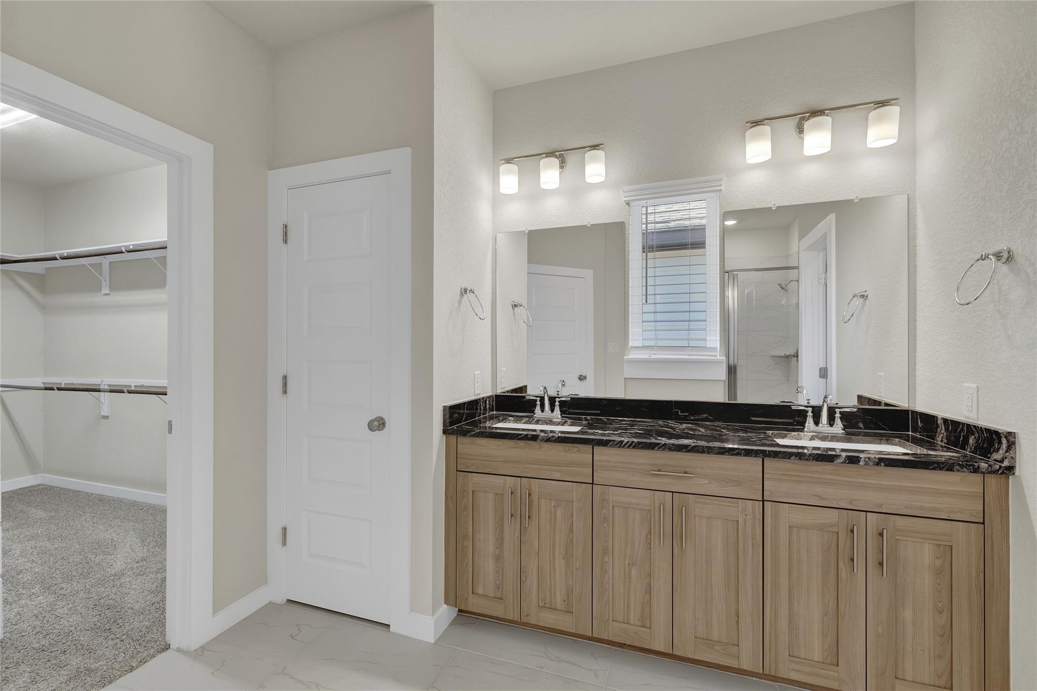 15418 Ivory HLS