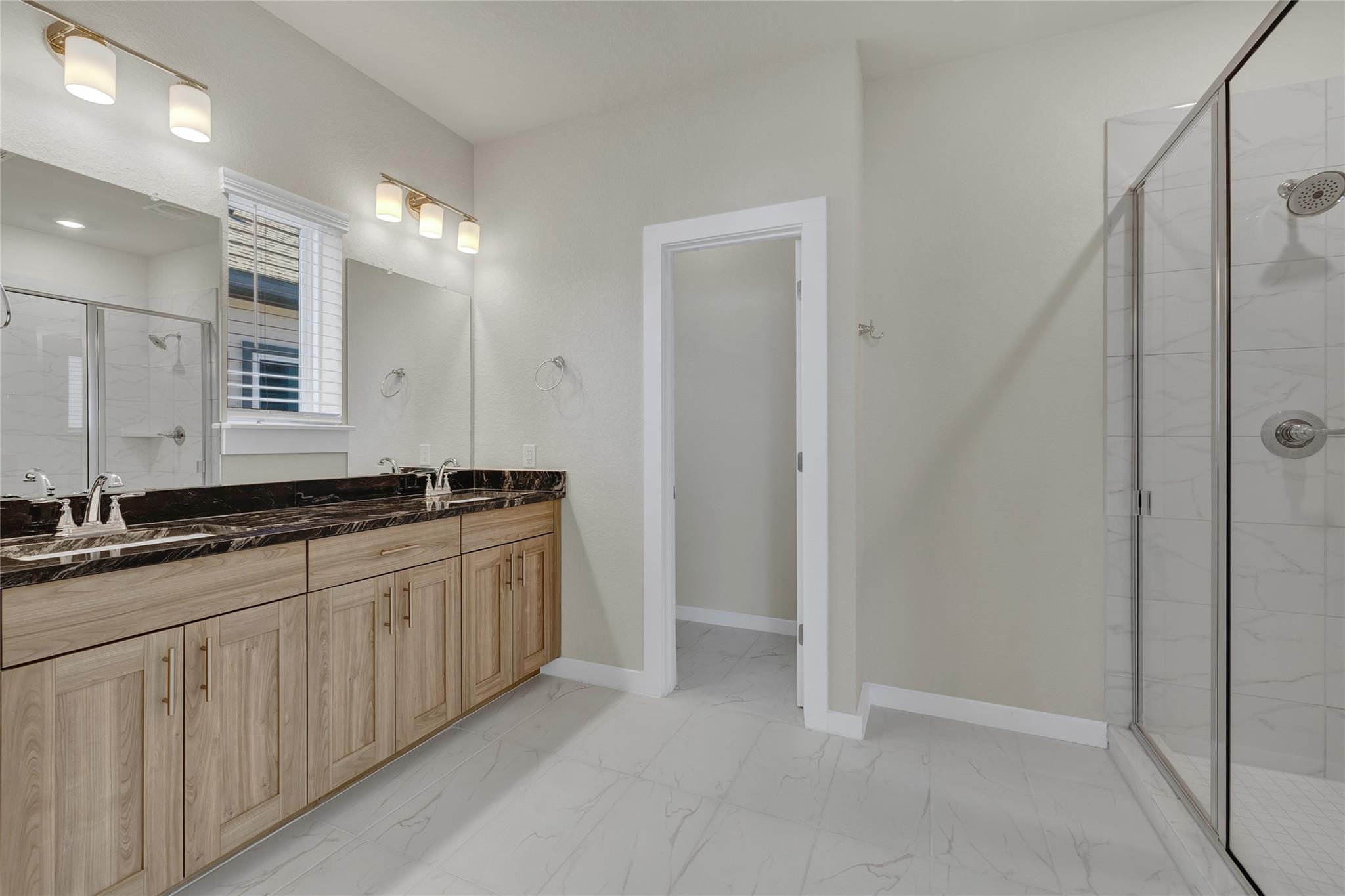 15418 Ivory HLS