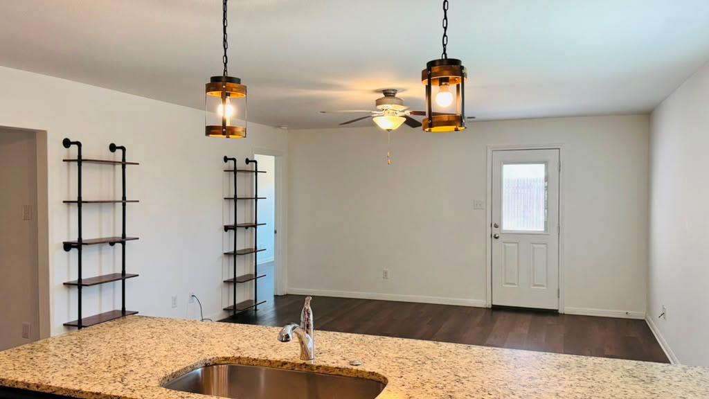 132 Maywood LN