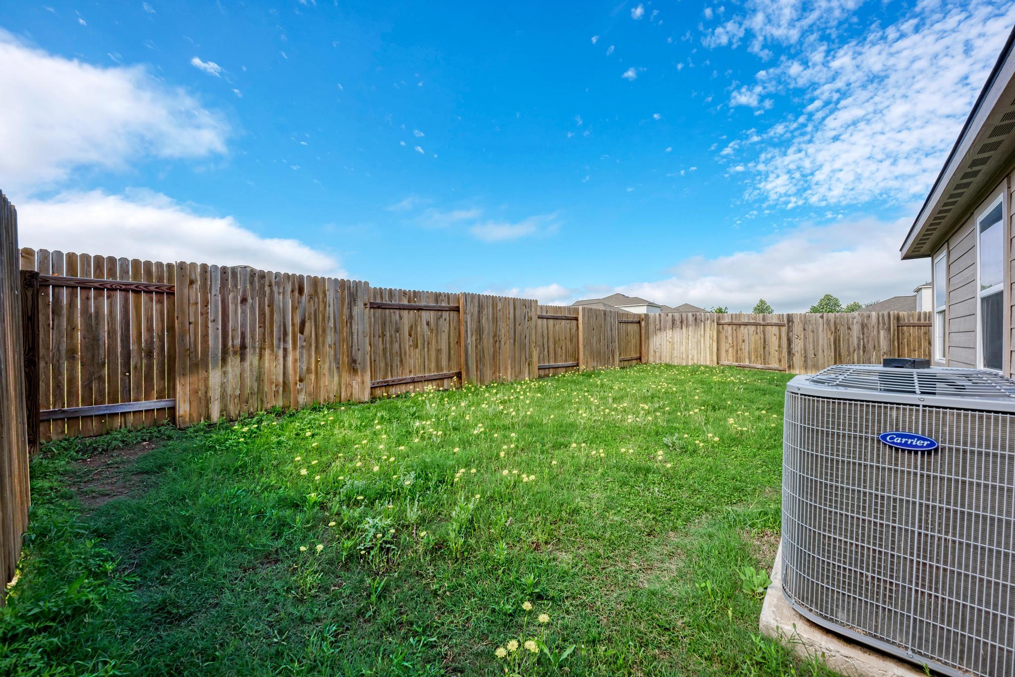 132 Maywood LN