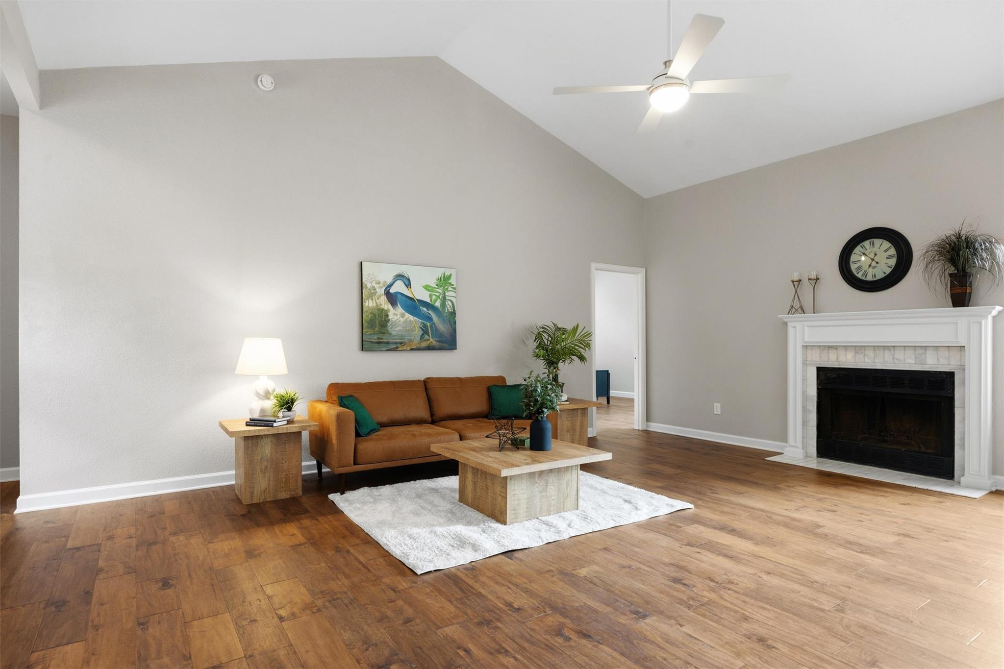 9405 Roxanna DR