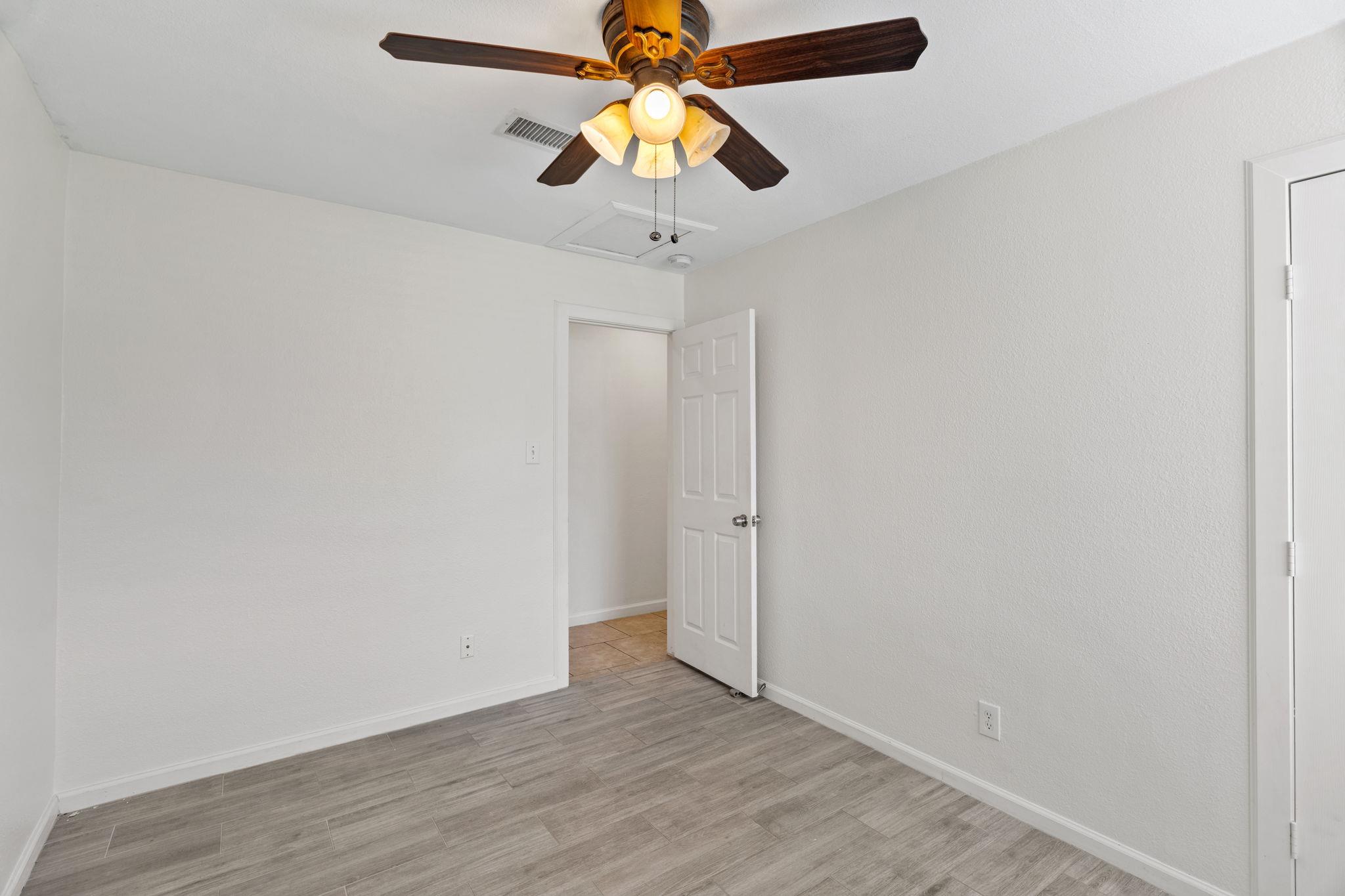 2604 Cockburn DR