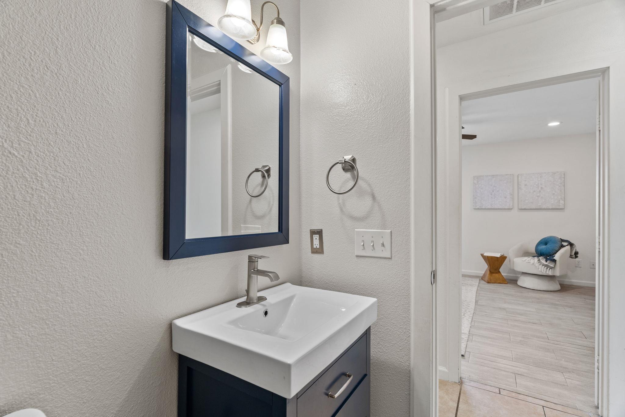 2604 Cockburn DR