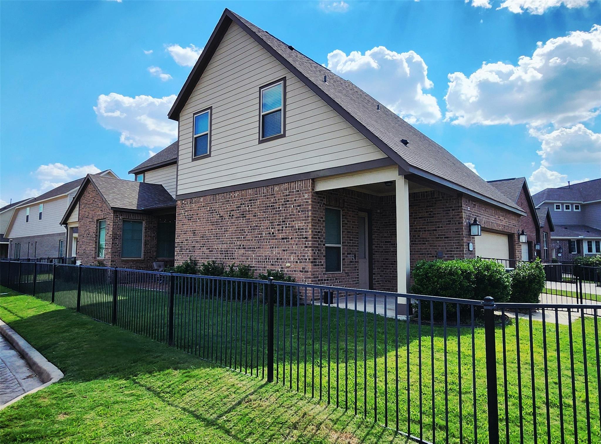 9523 Caddo Ridge Lane