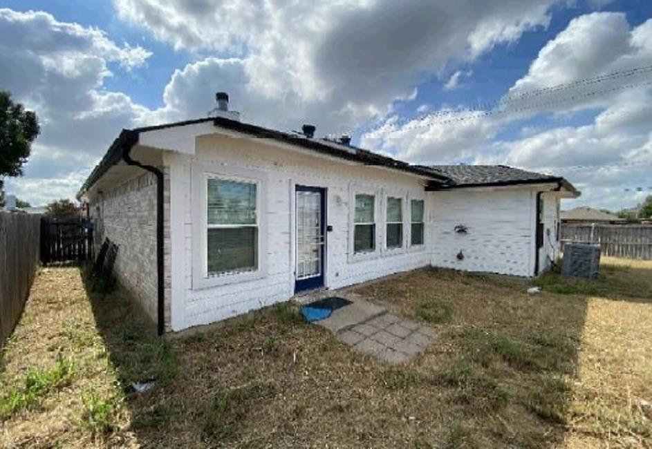 7432 Ashbourne Way