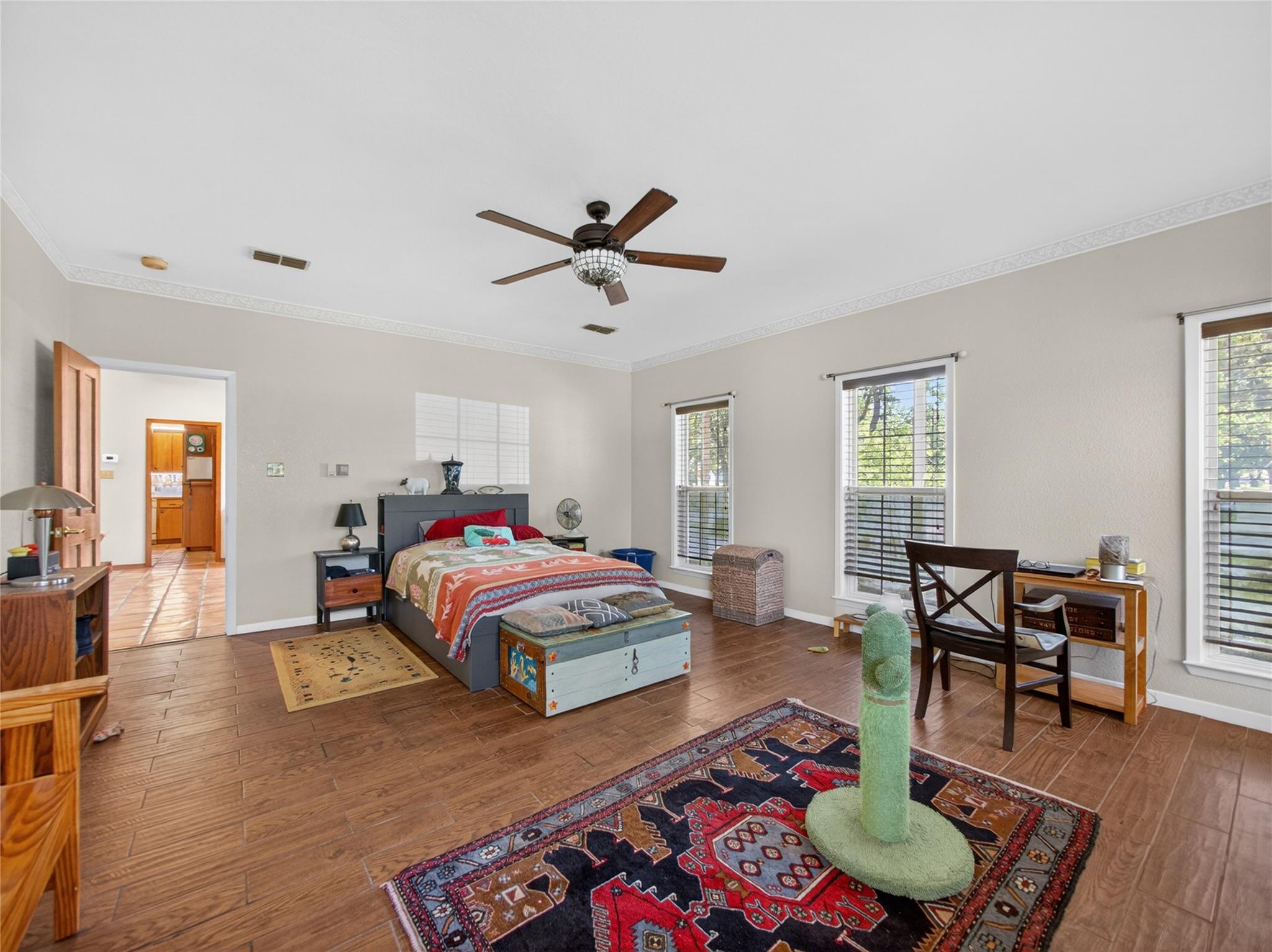 613 Breakaway RD
