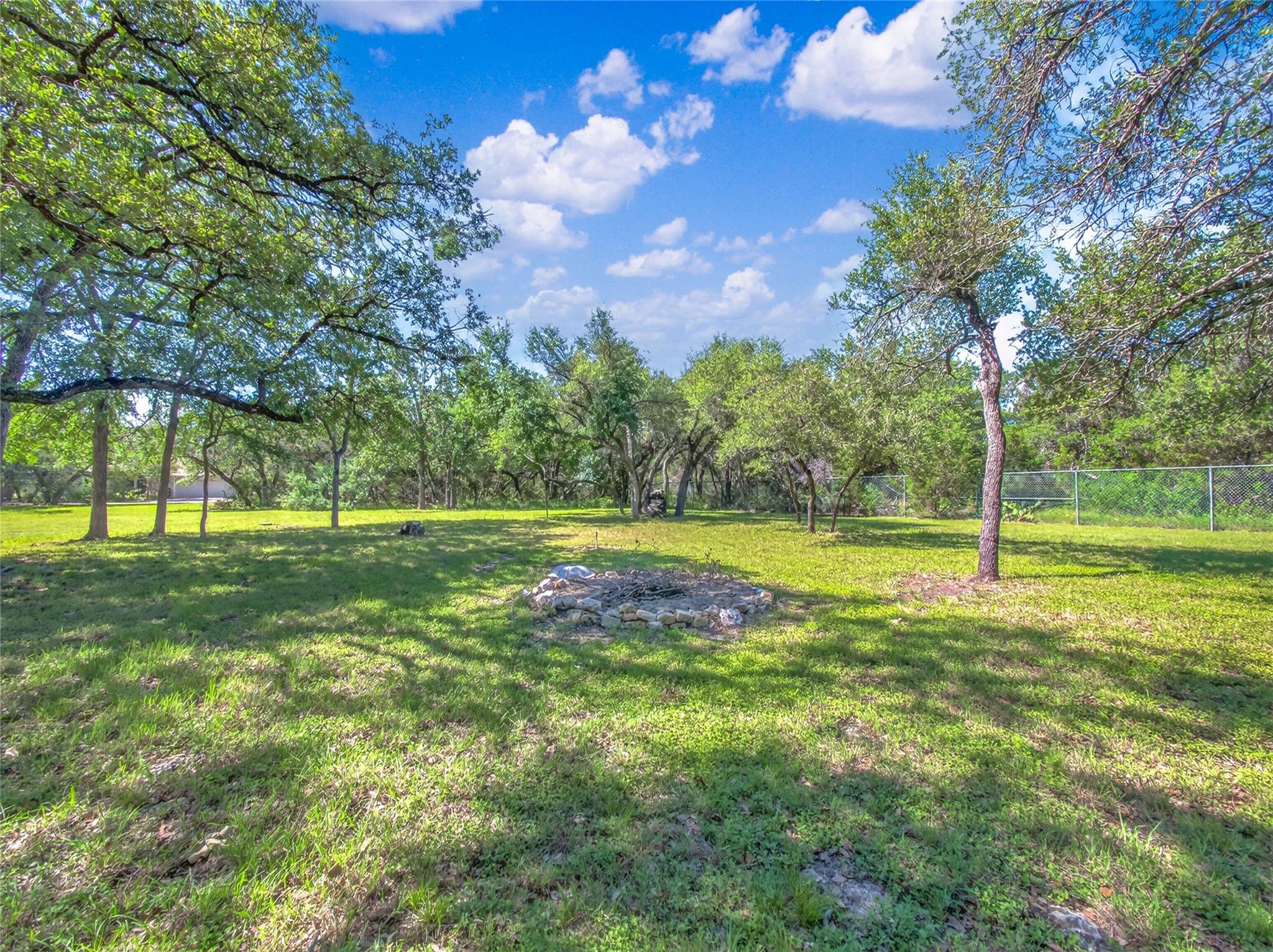 613 Breakaway RD