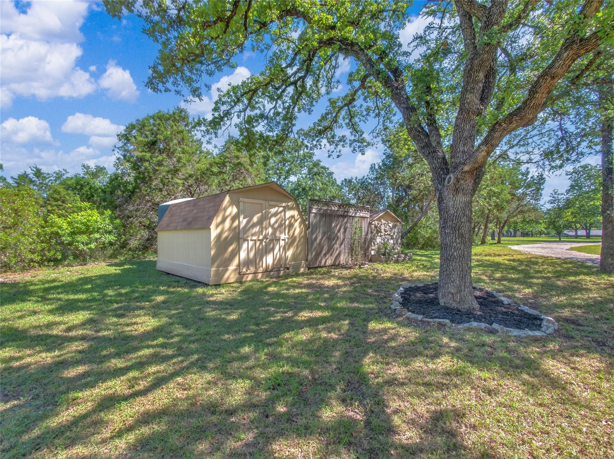613 Breakaway RD