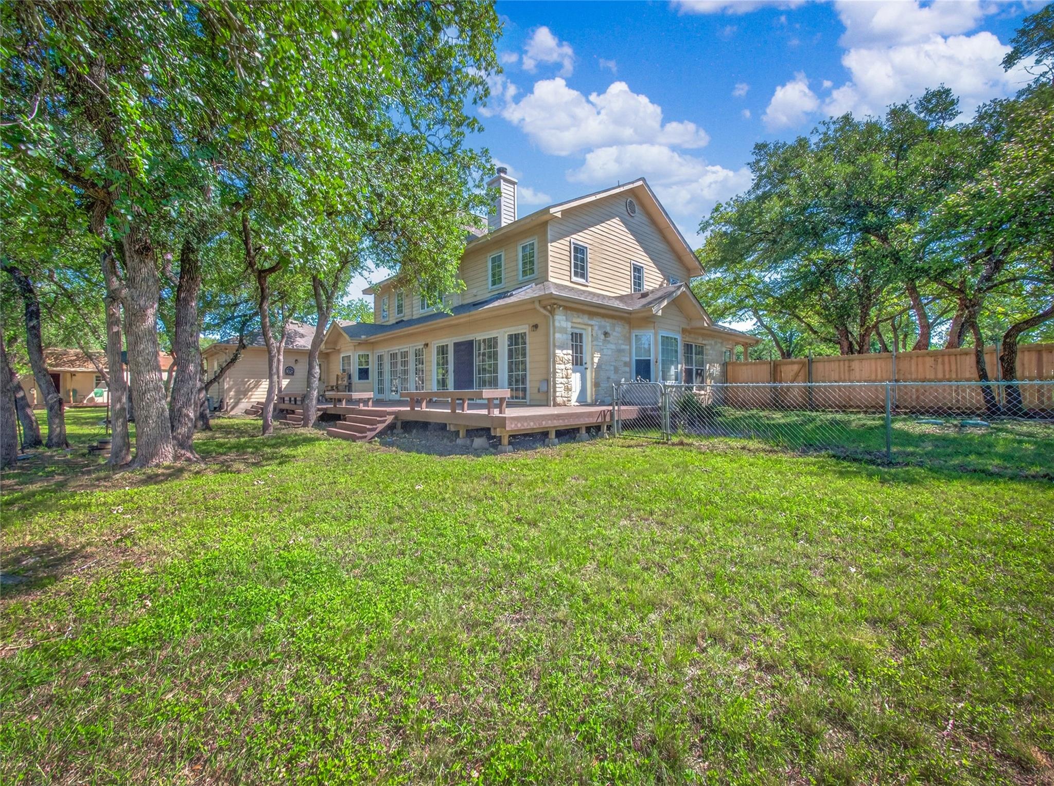 613 Breakaway RD