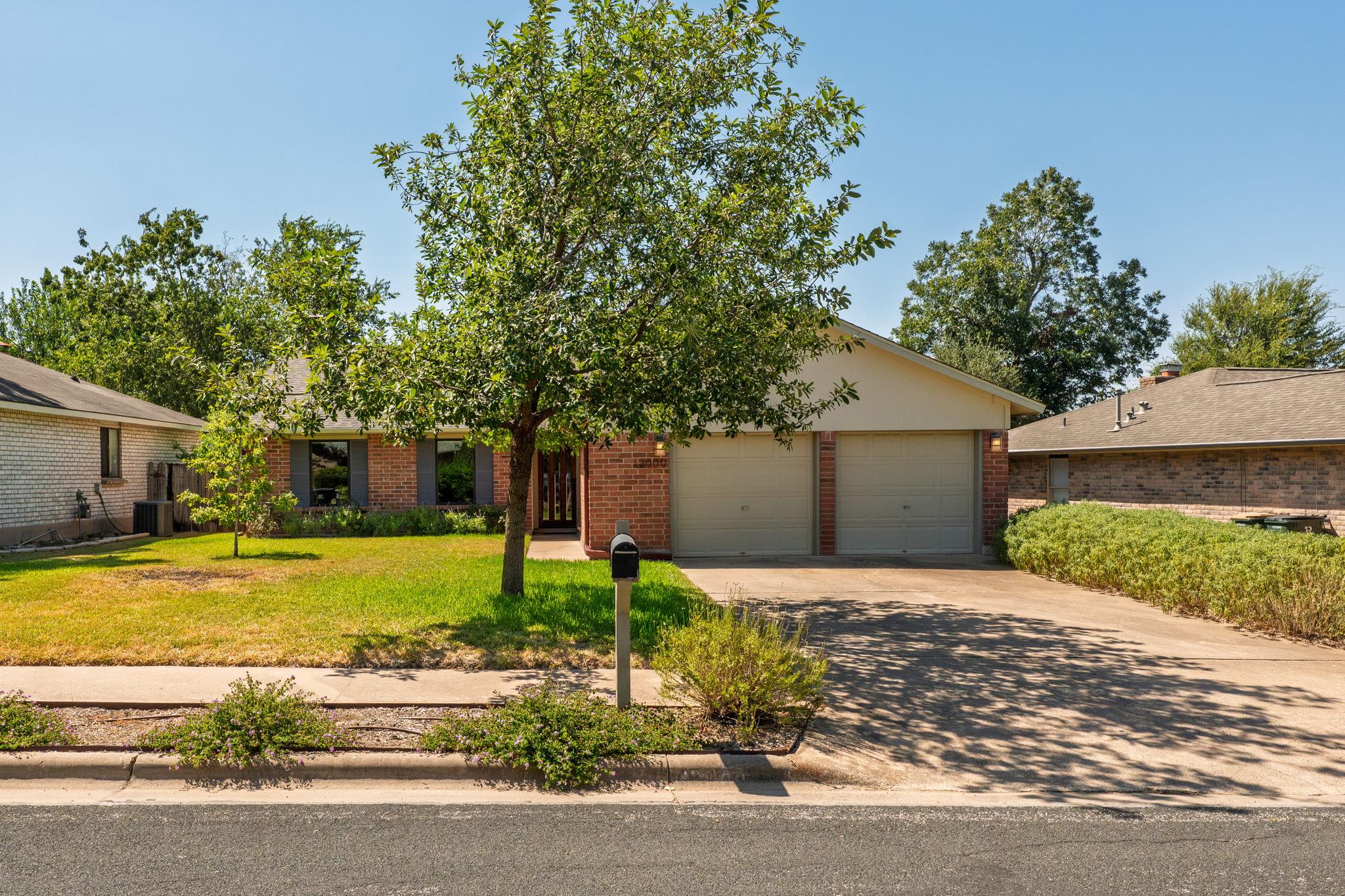12000 Swan DR