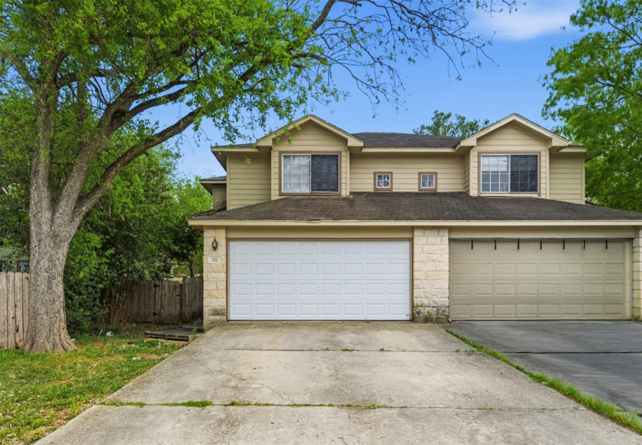 120-122 Cedargrove # 122 Unit: 120-122