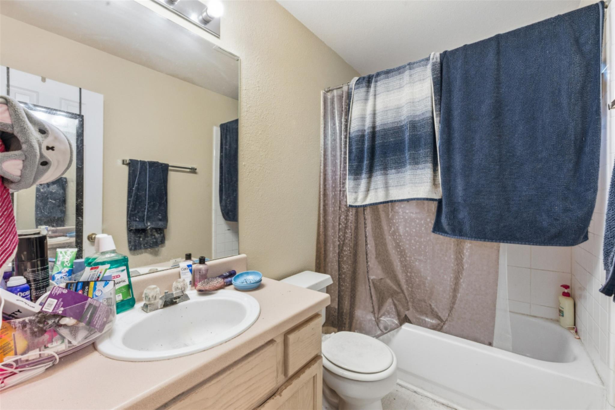 120-122 Cedargrove # 122 Unit: 120-122