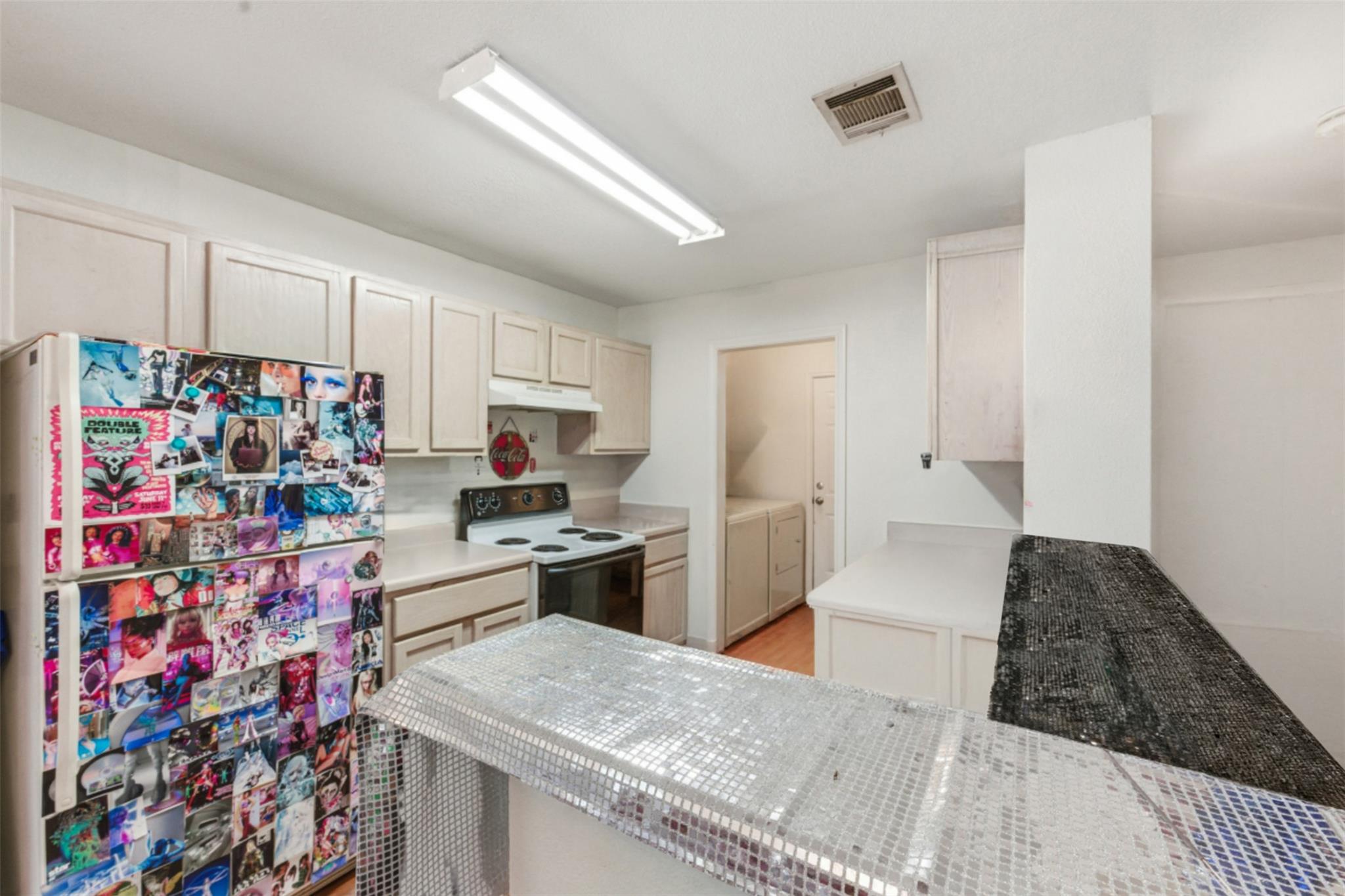 120-122 Cedargrove # 122 Unit: 120-122