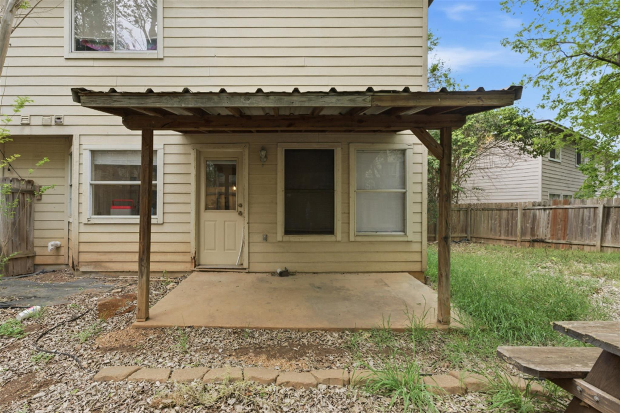 120-122 Cedargrove # 122 Unit: 120-122