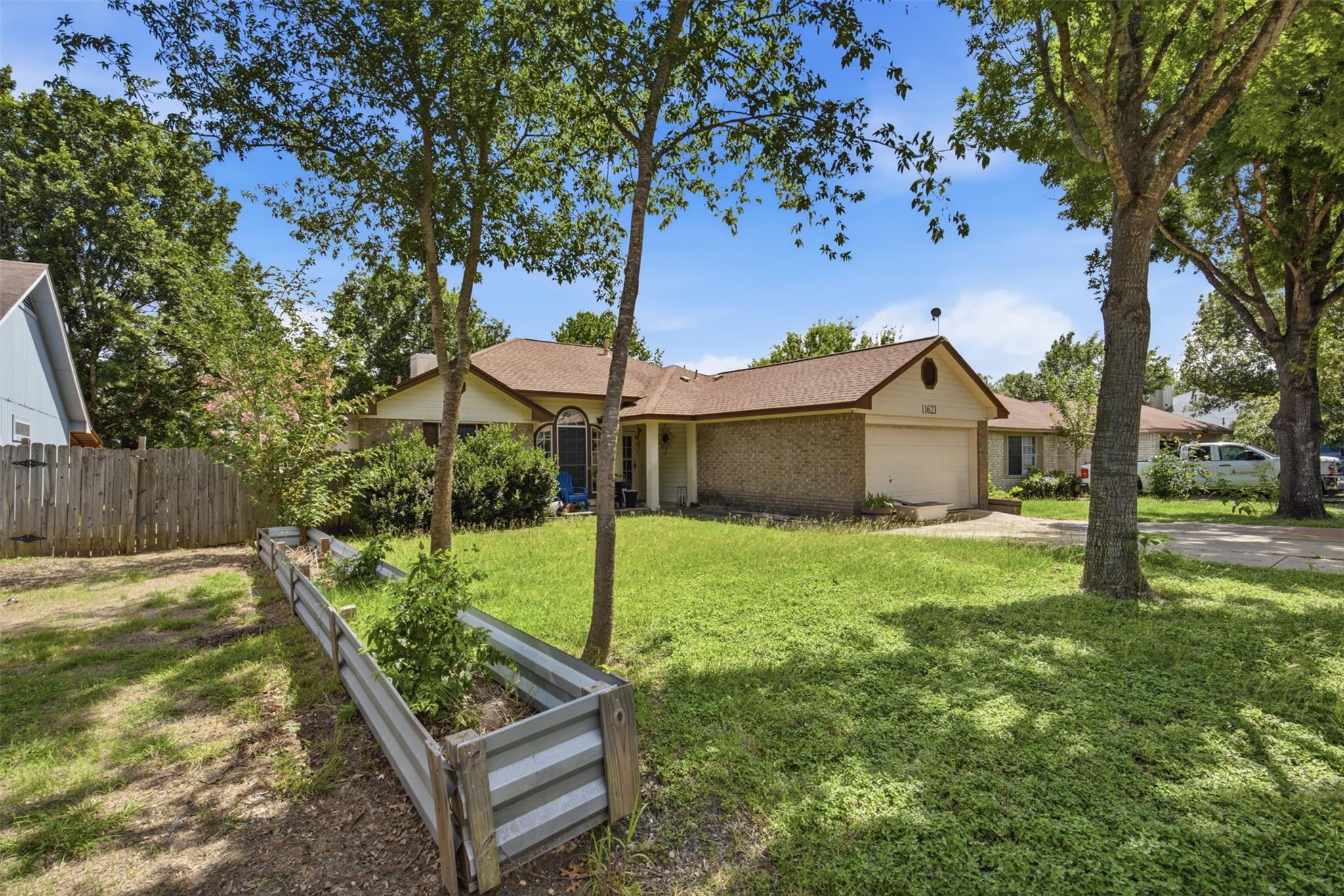 11623 Maybach DR