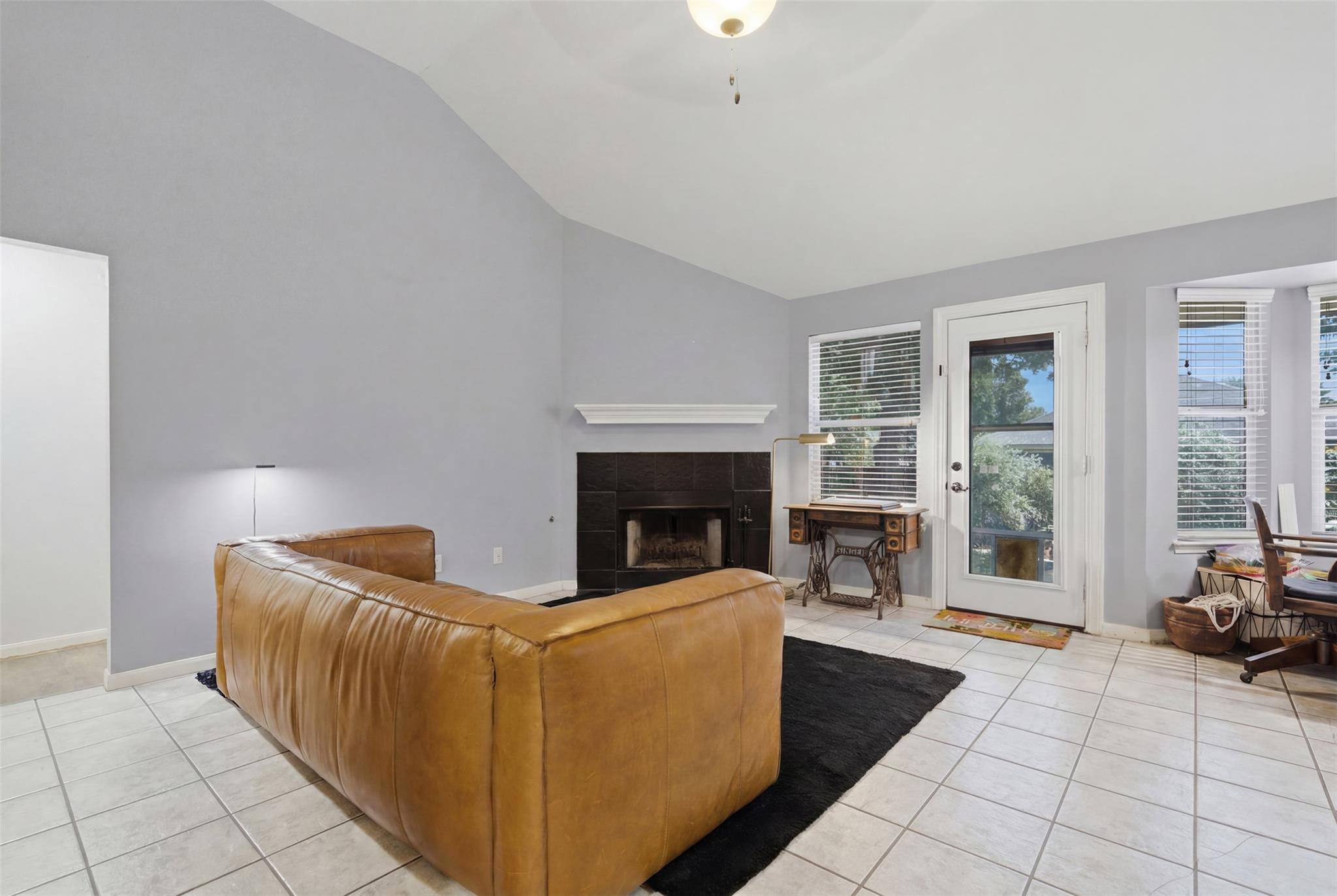 11623 Maybach DR
