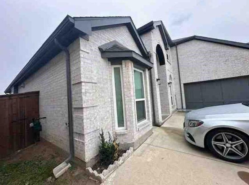 1111 Alaska Drive