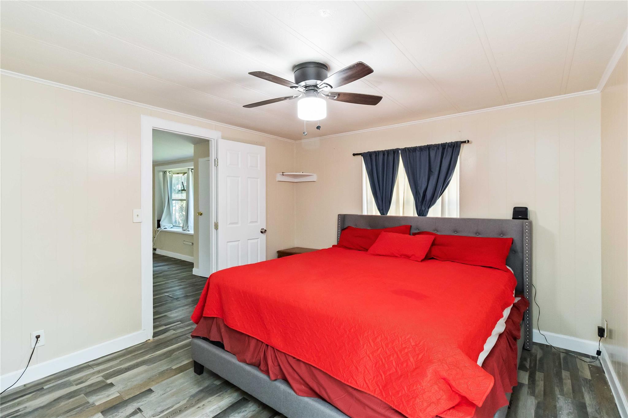 1002 Walter ST