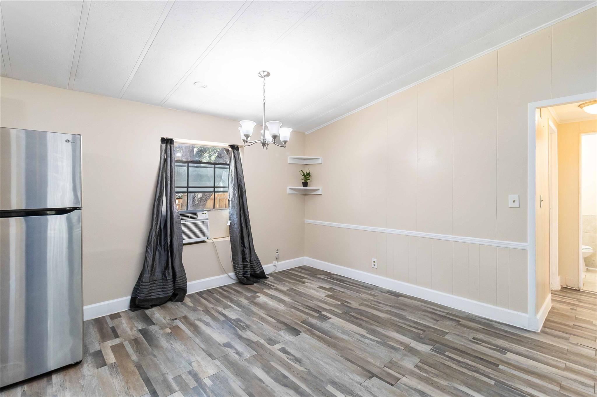 1002 Walter ST