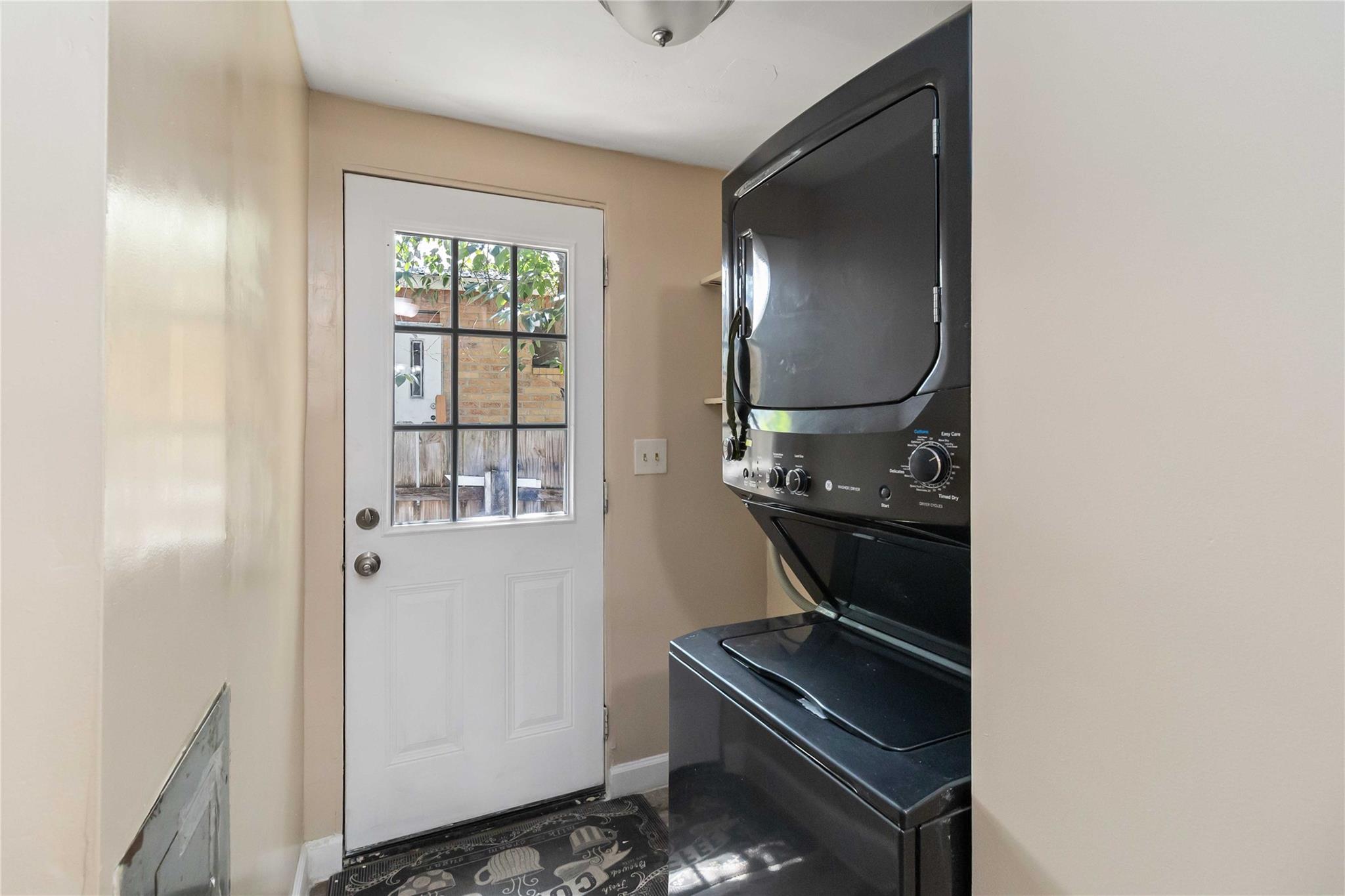 1002 Walter ST
