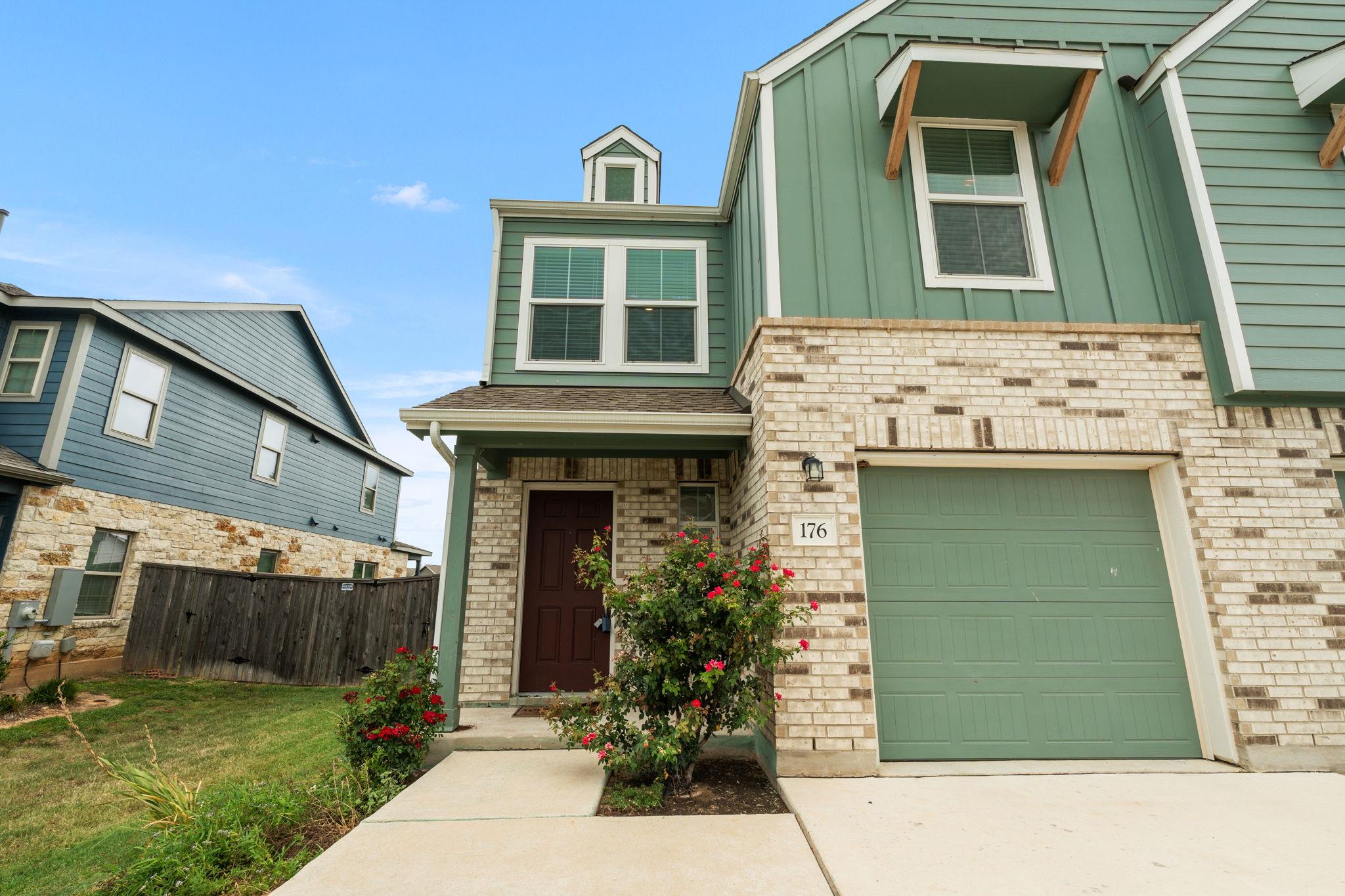 176 Andross LN