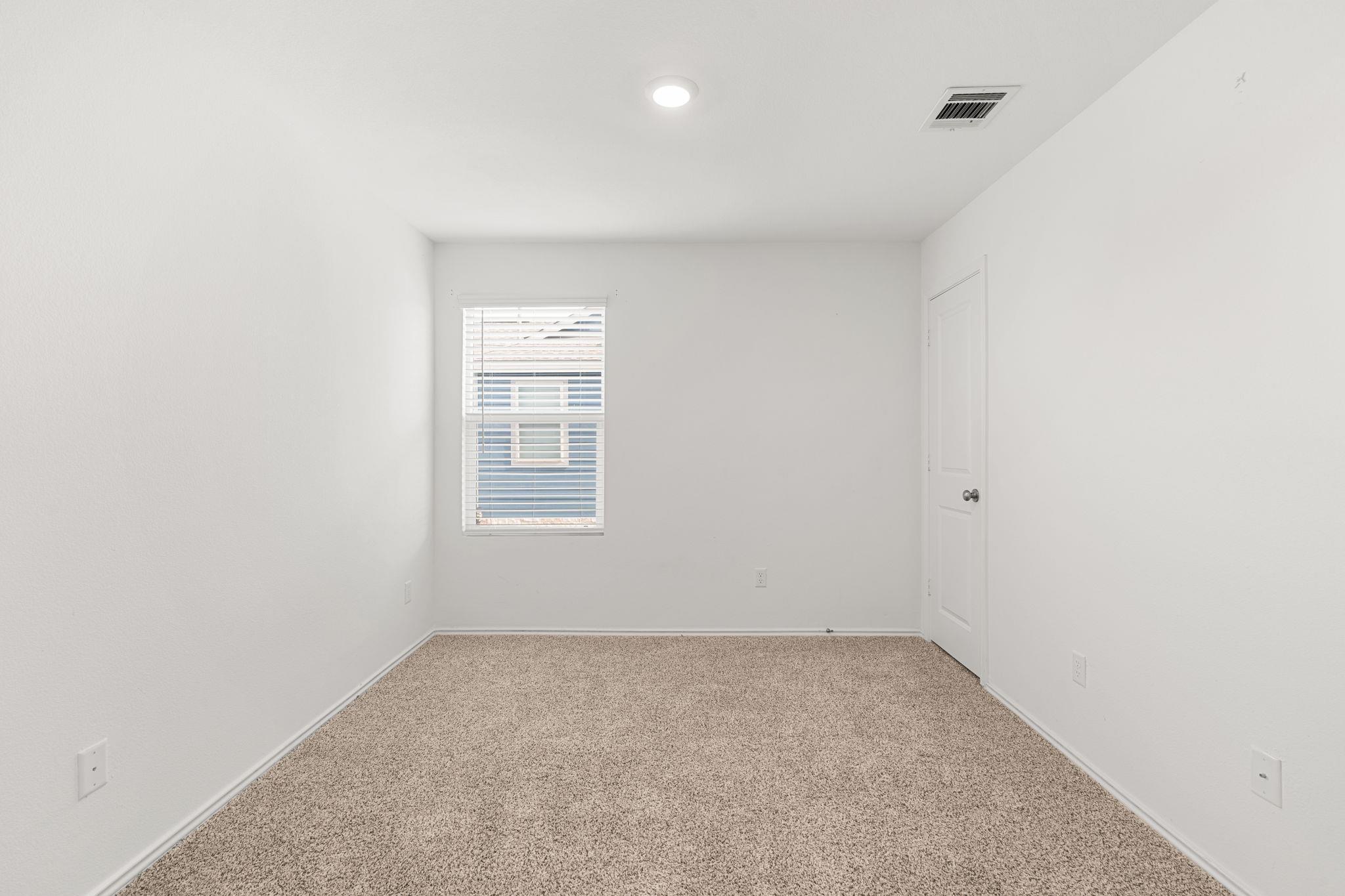 176 Andross LN
