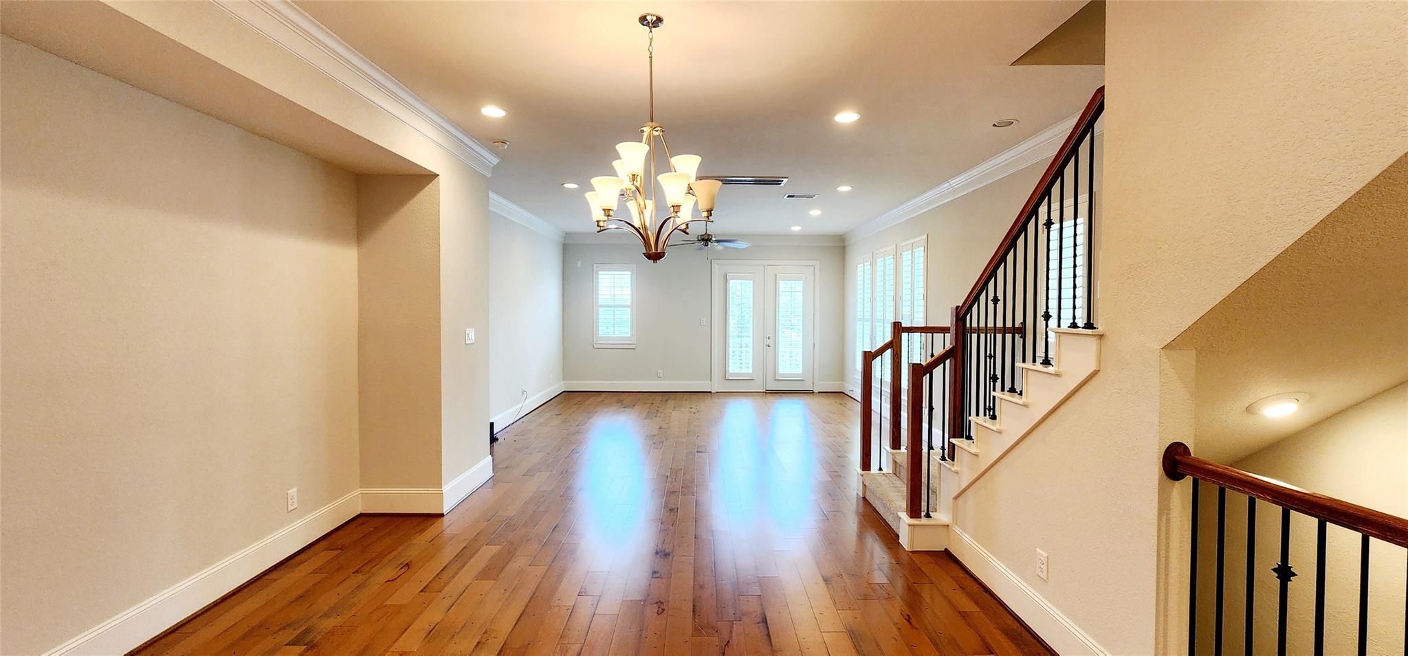 11 Rafters Row