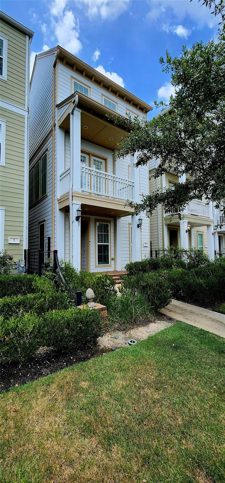 11 Rafters Row