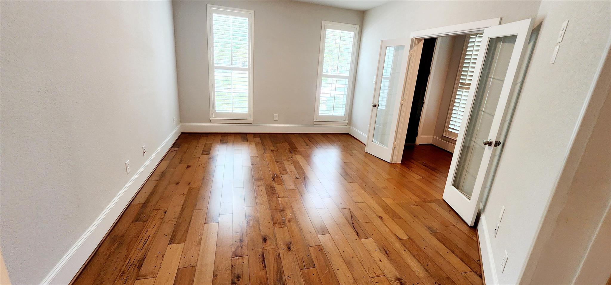11 Rafters Row