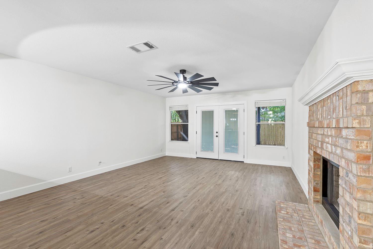 617 Barbara WAY