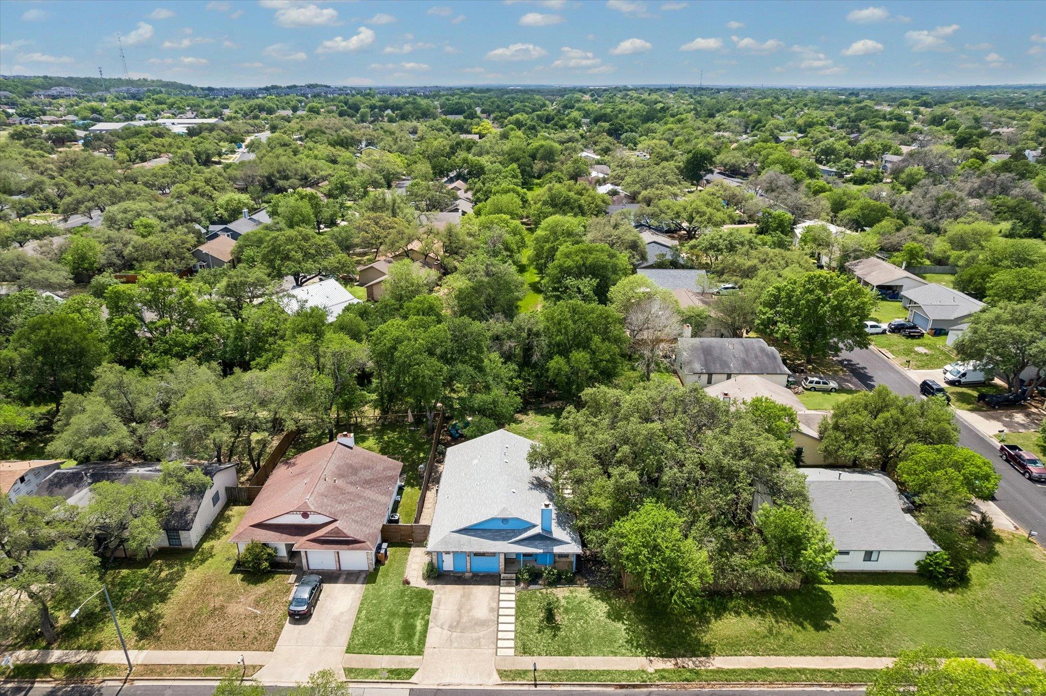 3811 Stonecroft DR