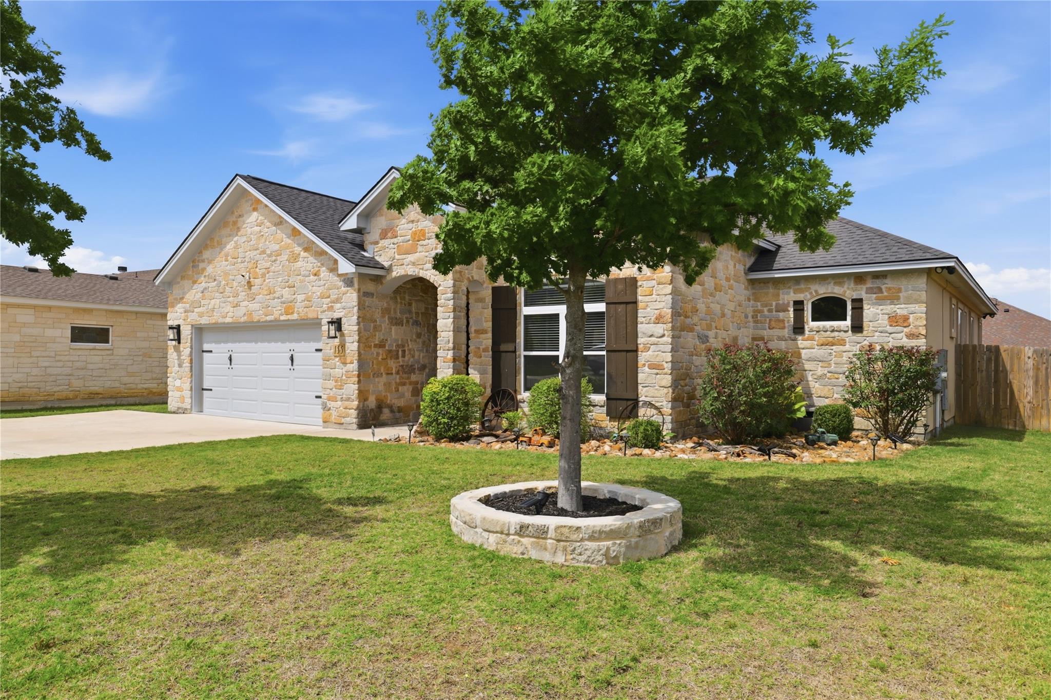 133 Greg LN