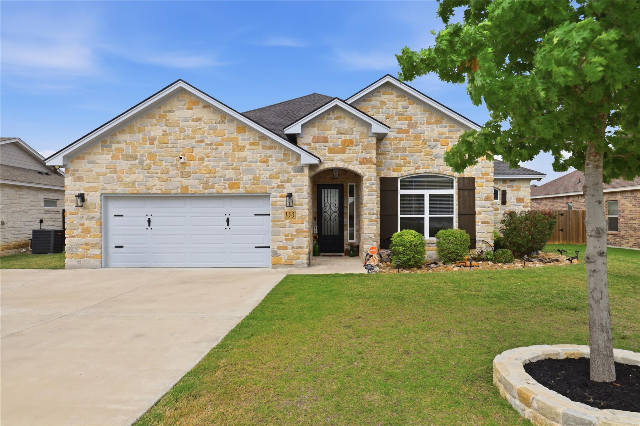 133 Greg LN