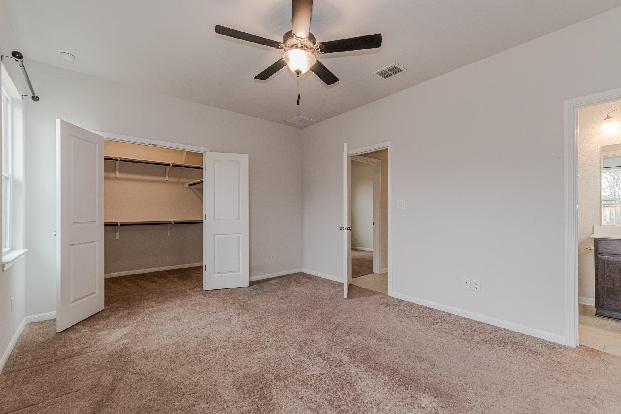 1064 Esplanade PKWY