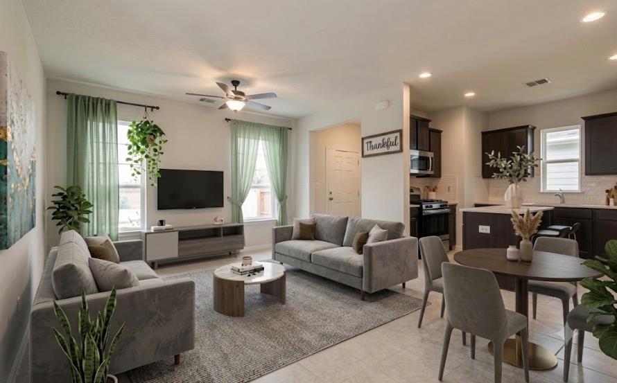 1064 Esplanade PKWY
